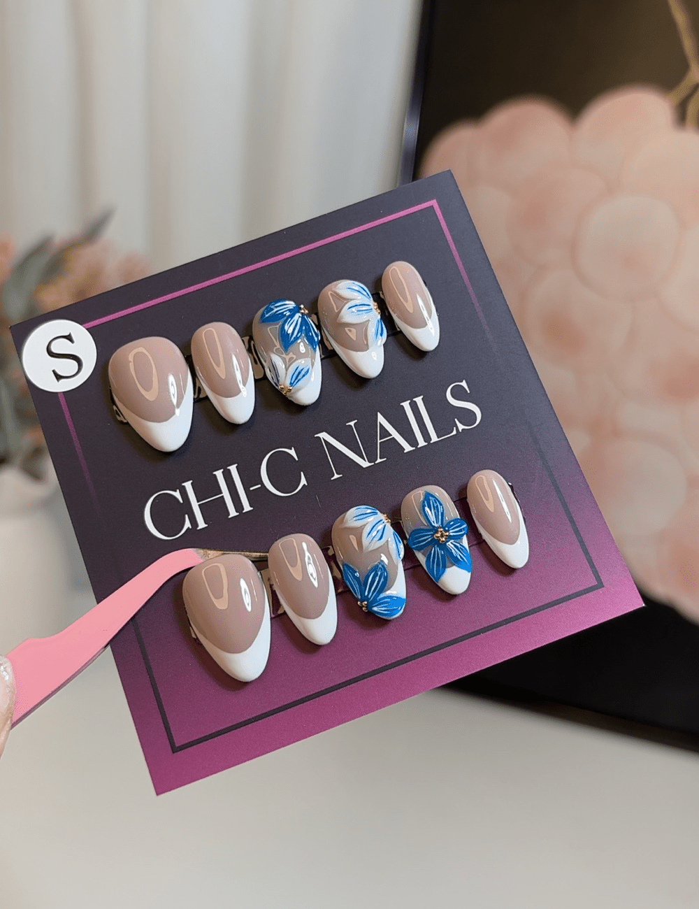 Hand-Painted Blue Petals – Short Almond