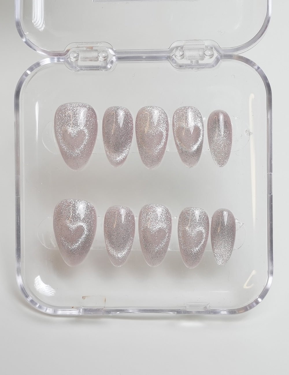 Champagne Gray Cat Eye Heart #0270