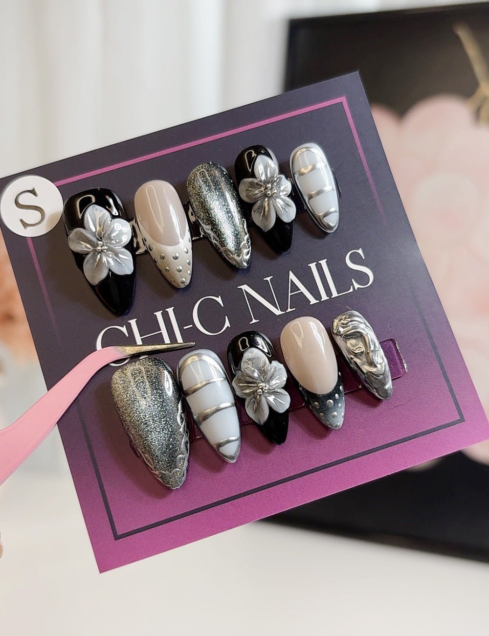 Monochrome Bloom – Black & Grey 3D Floral Press-On Nails (Medium Almond)