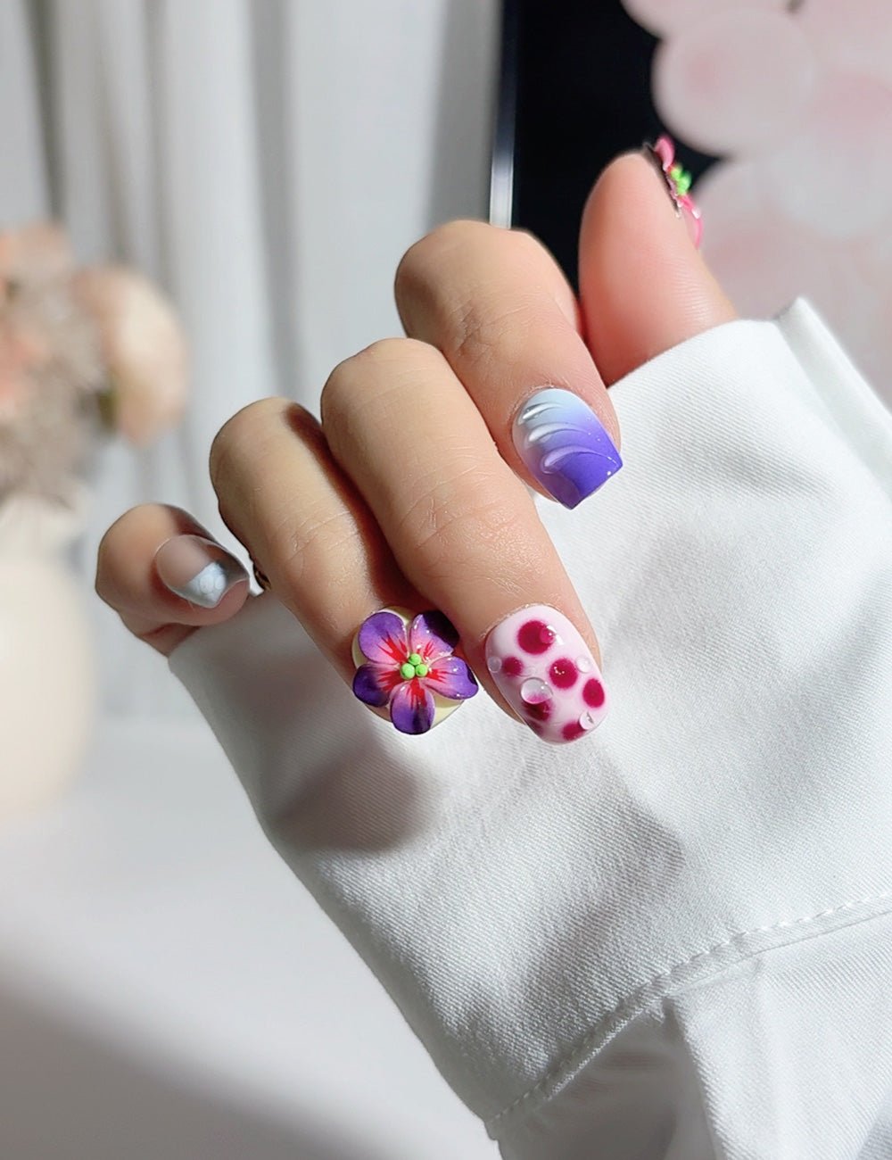 Vivid Bloom 3D Mixed Press-On Nails – Bold Colour Set