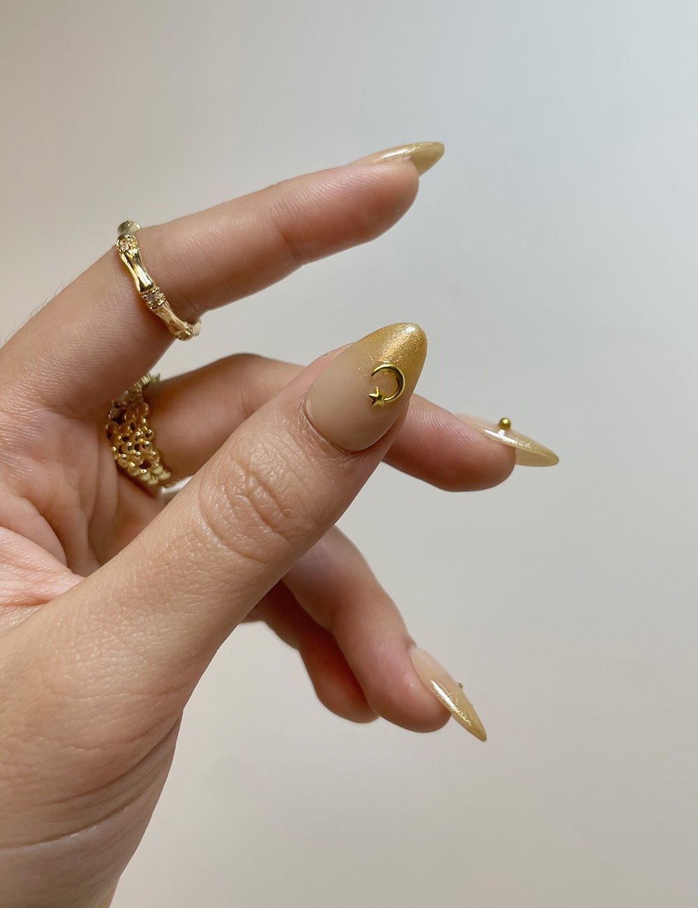 Golden Glow Press On Nails Short Almond Elegant Style