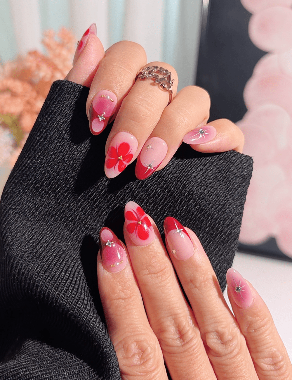 Pink Red Floral Press-On Nails – Short Almond
