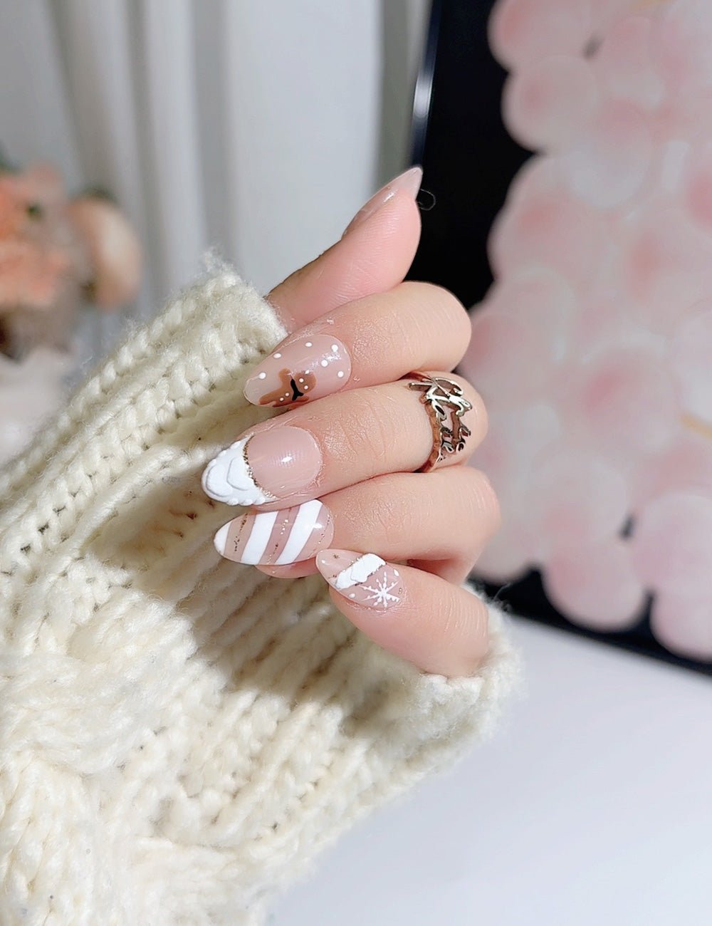Handmade Press On Nails Winter Snowflake White Design Reusable Fake Nails CHICNAILS