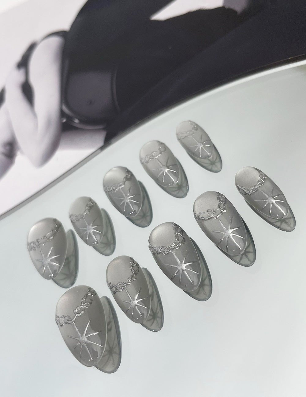 Silver Eclipse – Metallic Grey Starry Press-On Nails