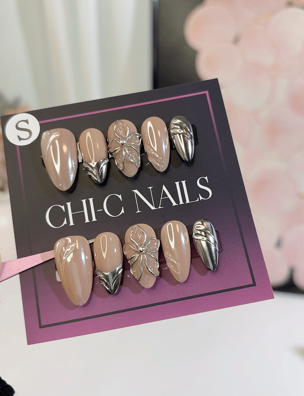 Silver 3D Floral Chrome Press-On Nails – Medium Almond