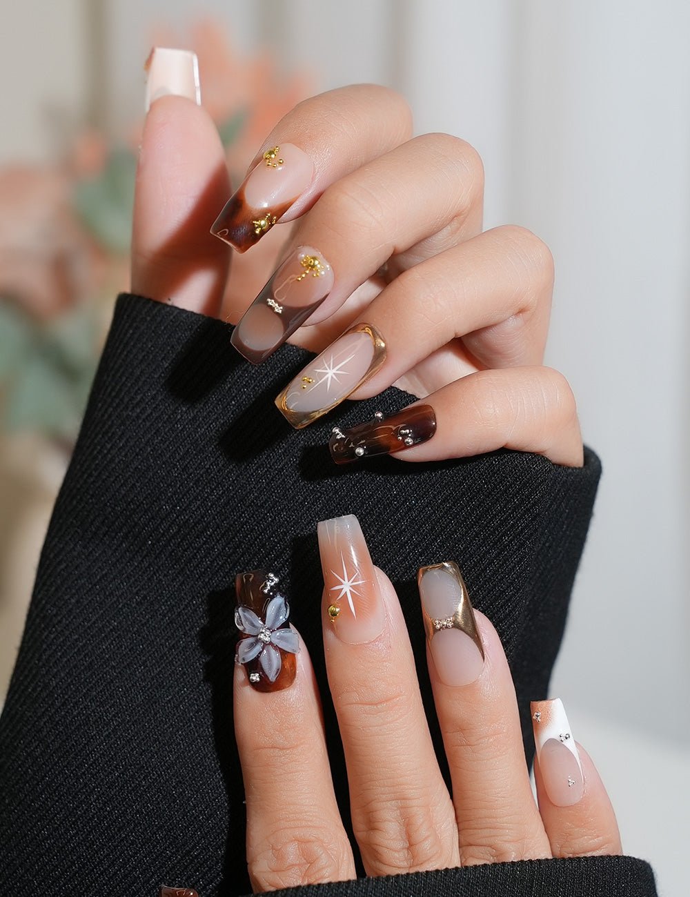 Mocha Bloom – Brown Marble & Gold Press-On Nails | Medium Square