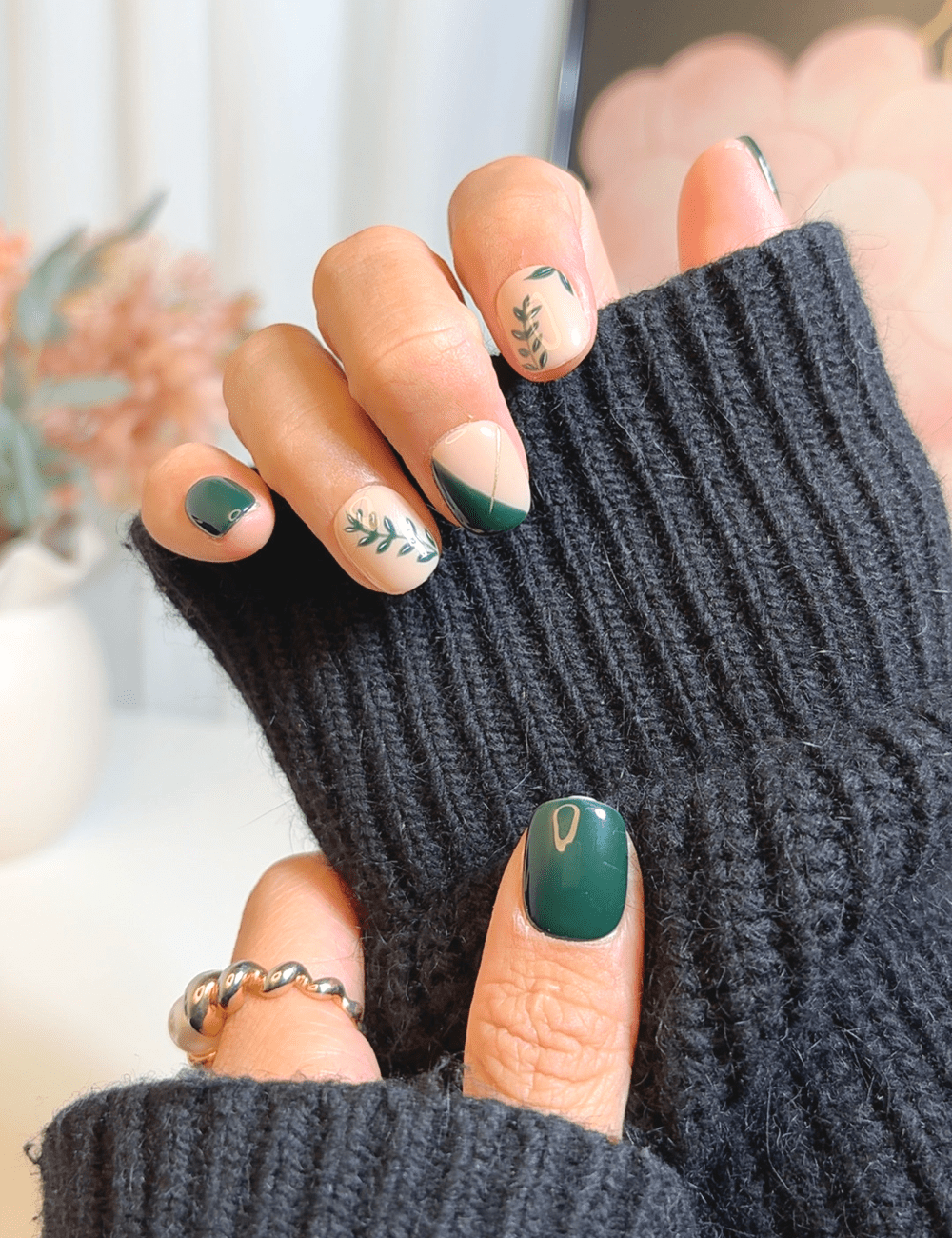 Botanical Green & Gold Detail – Short Square