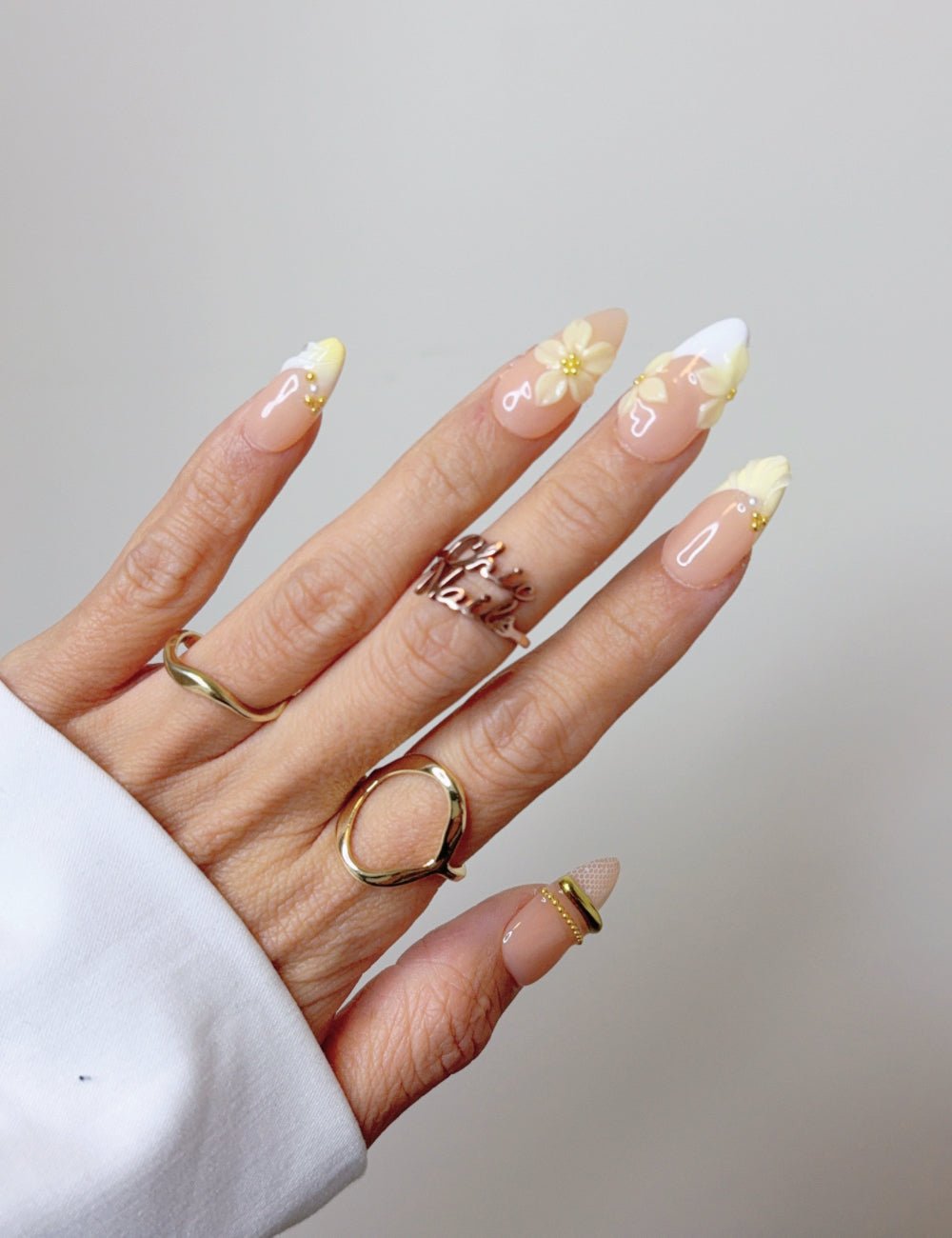 Handmade Ivory 3D Daisy French Tip Press-On Nails – Medium Almond