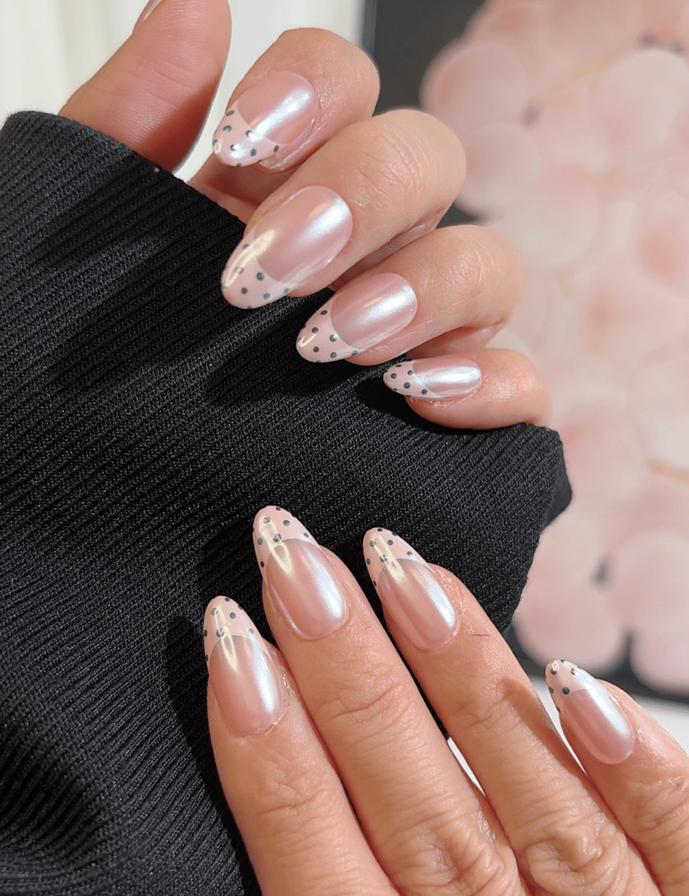 Pearl Polka Dot French Press-On Nails | Short Almond