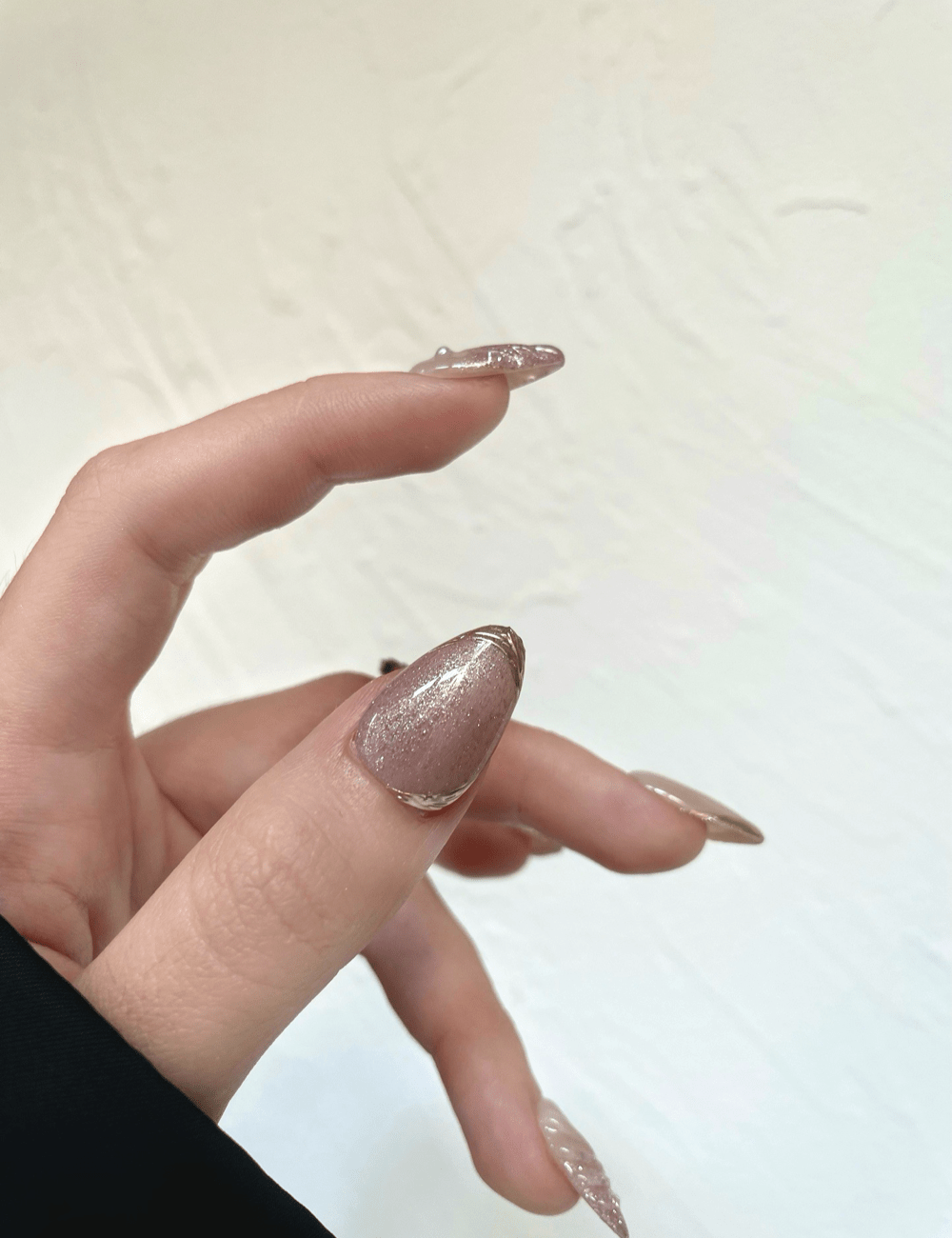 Golden Blush – 3D Pink & Gold Press-On Nails with Pearls | Fall Nail Trends 2025
