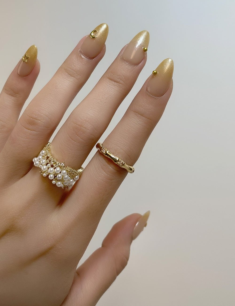 Golden Glow Press On Nails Short Almond Elegant Style