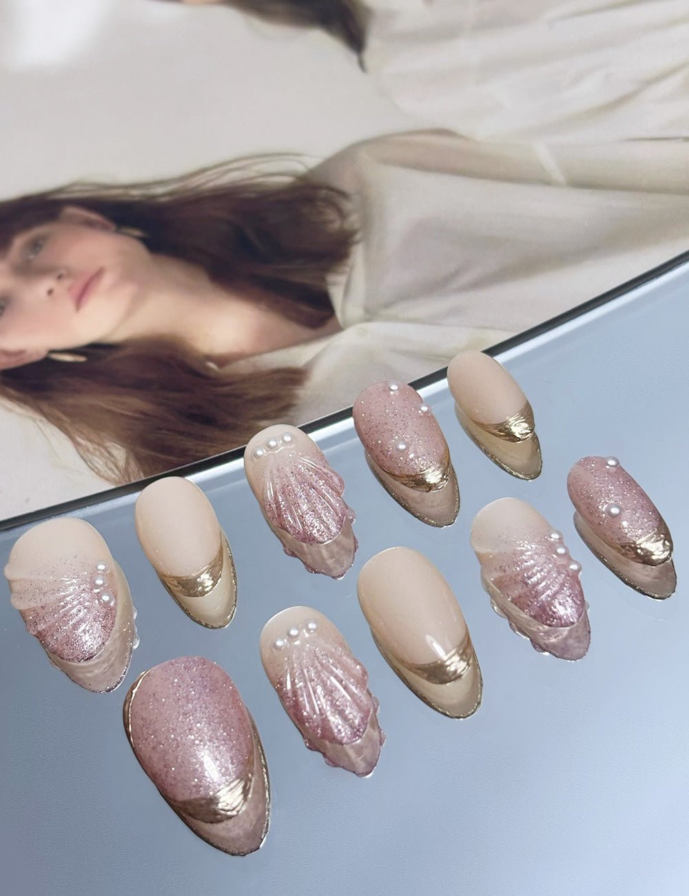 Blush Shell Pearl Press-On Nails – Nude & Gold Elegance