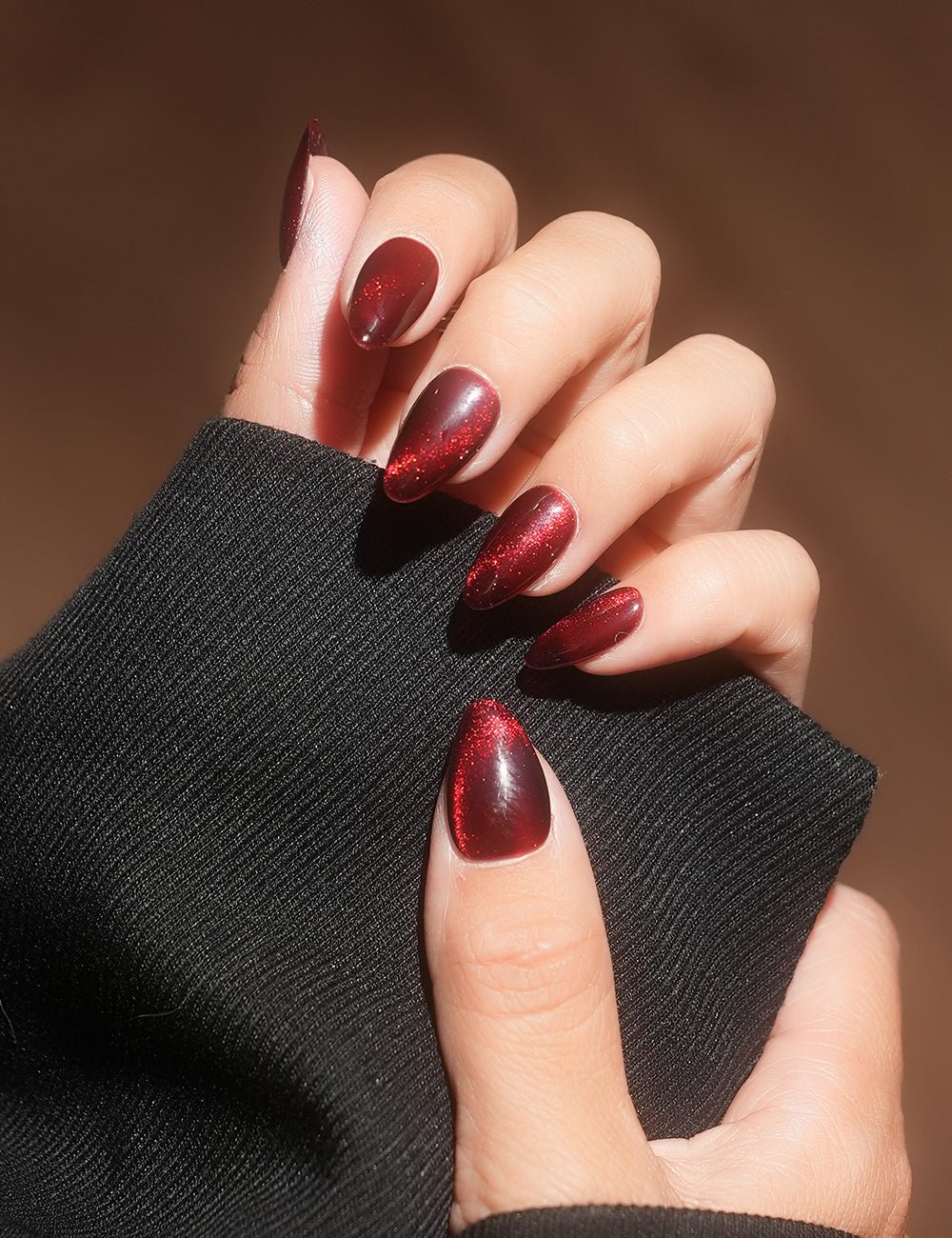 Red Cat Eye Press-On Nails – Short Almond Magnetic Burgundy | CHICNAILS