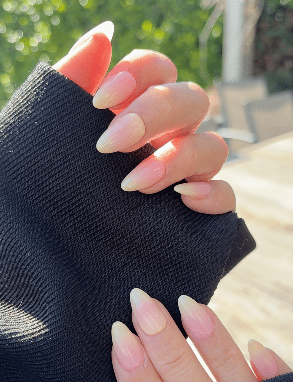 Short Yellow to Pink Ombré Press-On Nails – Glossy Jelly Almond