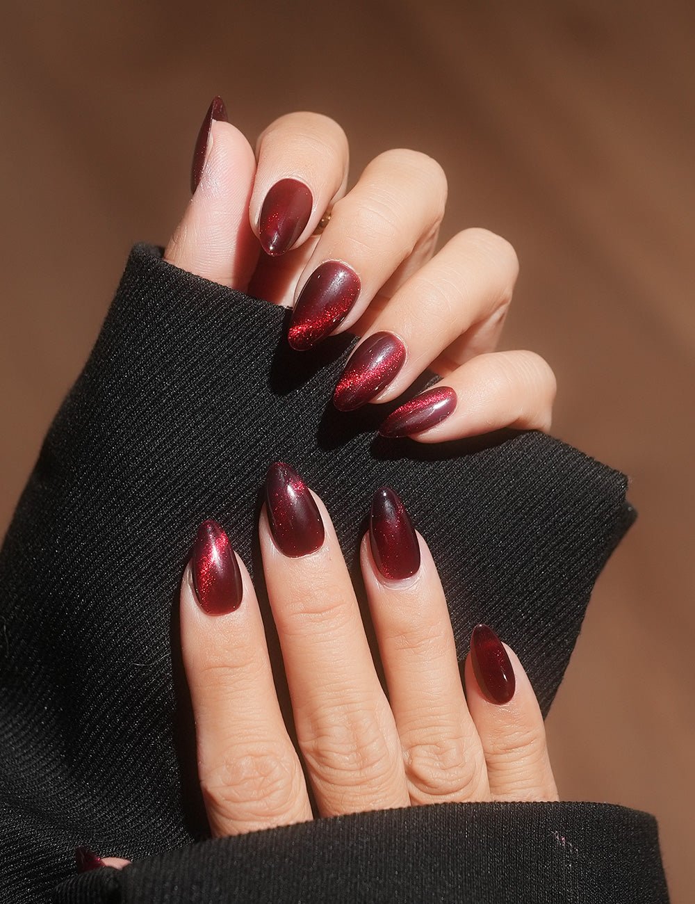 Red Cat Eye Press-On Nails – Short Almond Magnetic Burgundy | CHICNAILS
