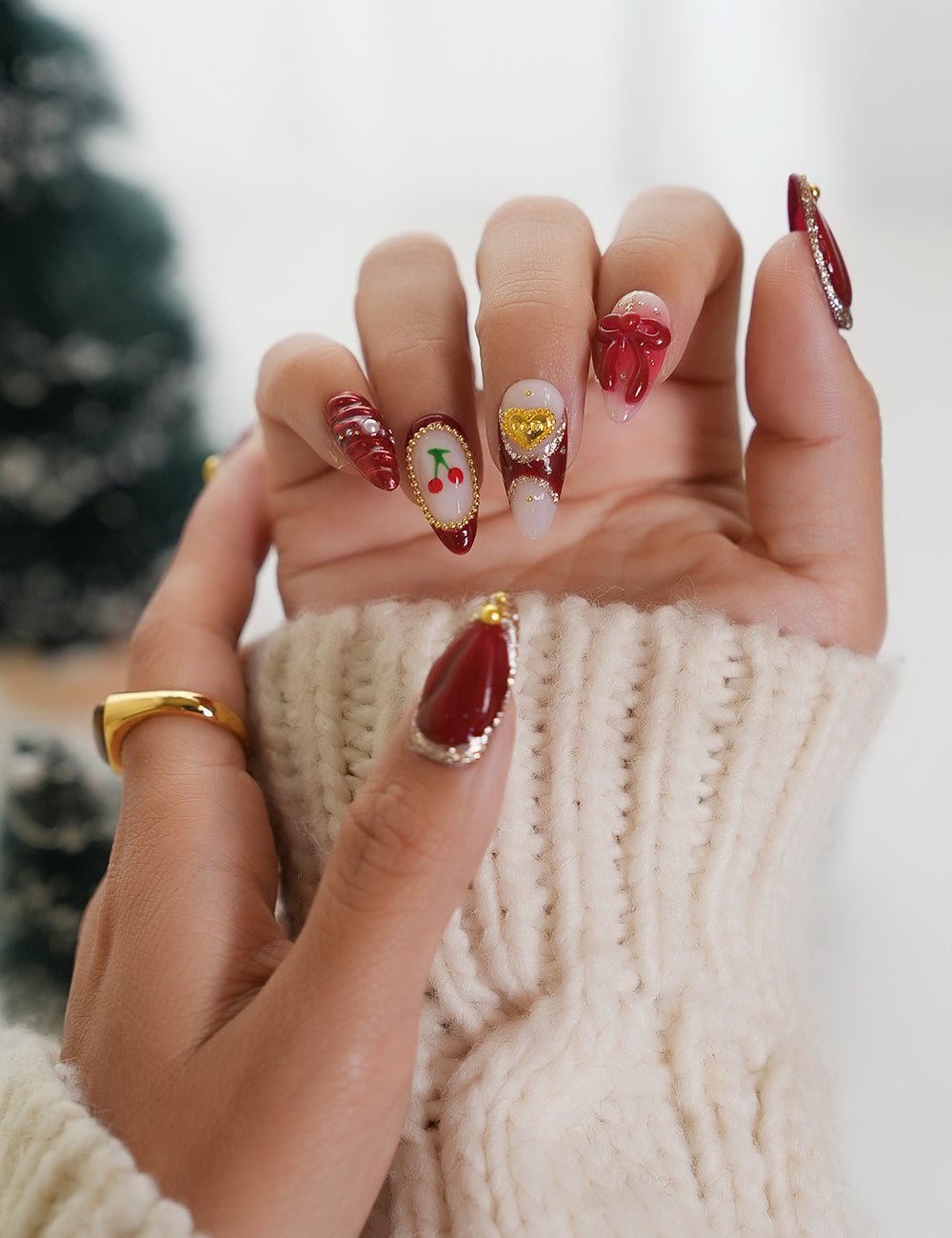 Festive Glam Red & Gold 4070