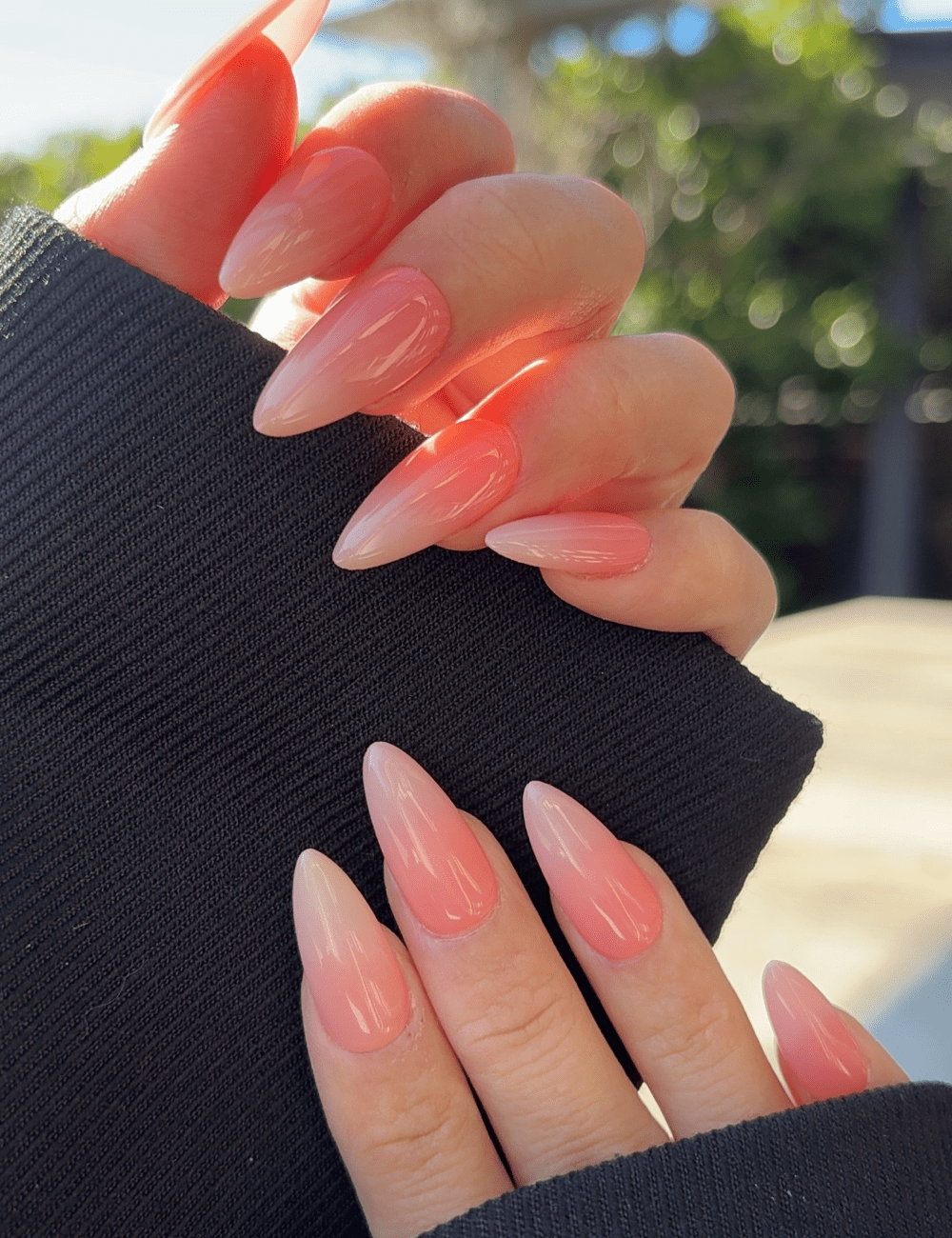Short Nude Pink Ombré Press-On Nails – Glossy Almond Jelly Look