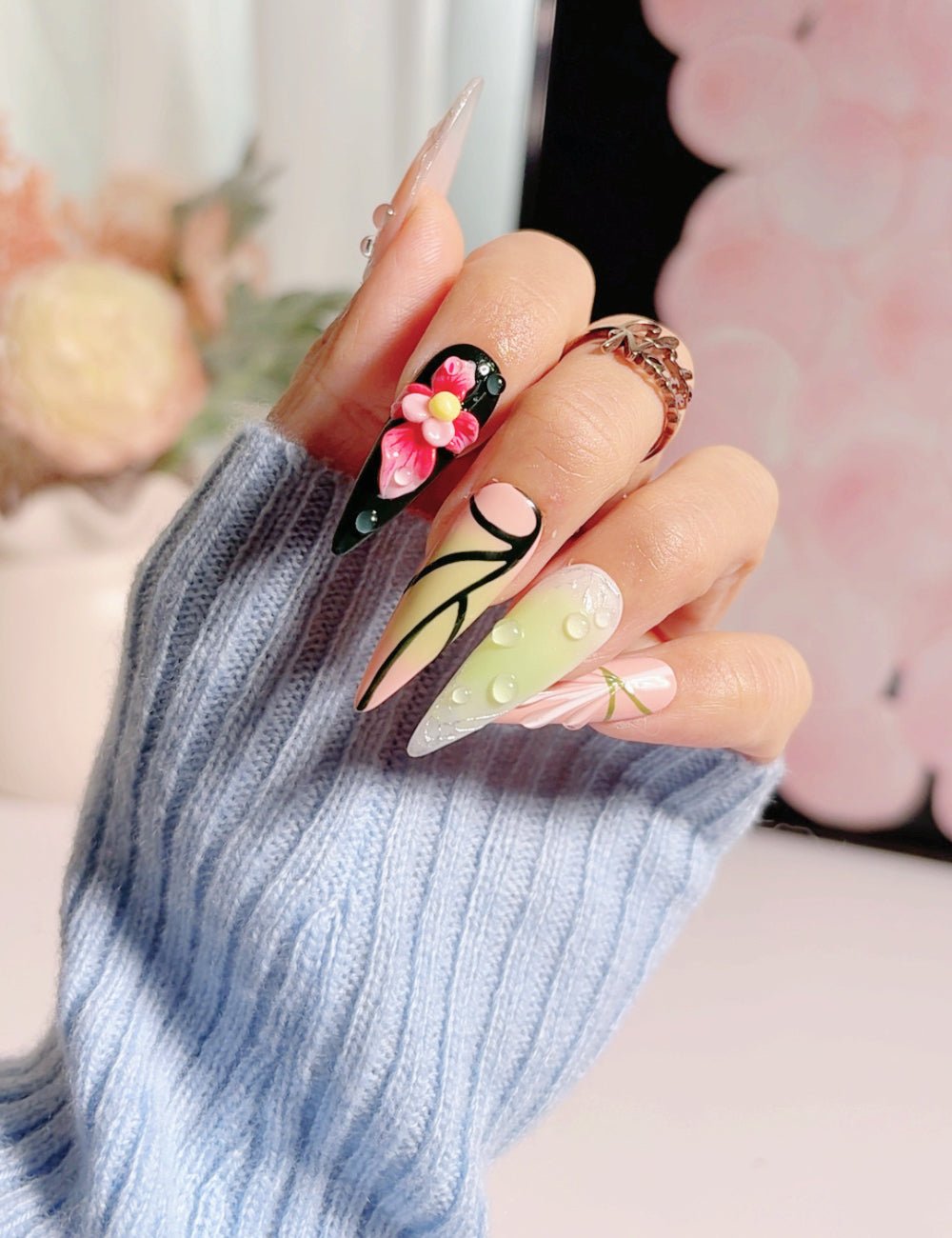 Stiletto Floral Press-On Nails – 3D Flower Green Gradient Abstract Nails