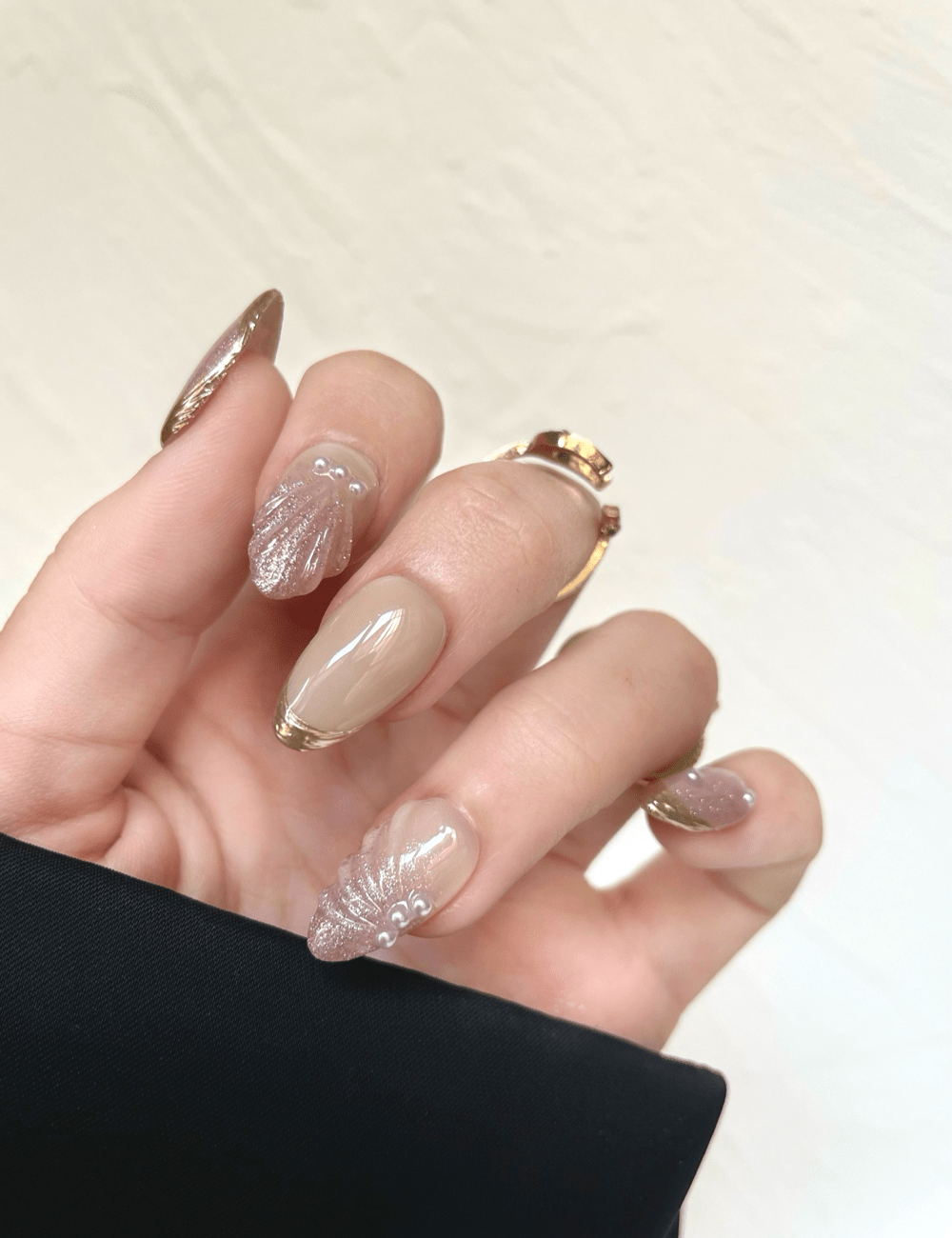 Golden Blush – 3D Pink & Gold Press-On Nails with Pearls | Fall Nail Trends 2025