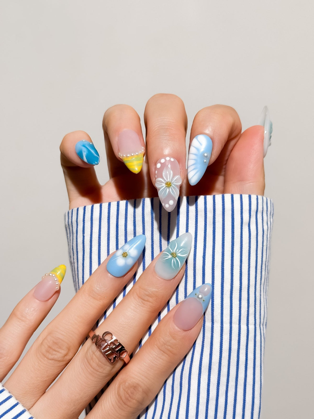 Azure Bloom Medium Almond Press On Nails