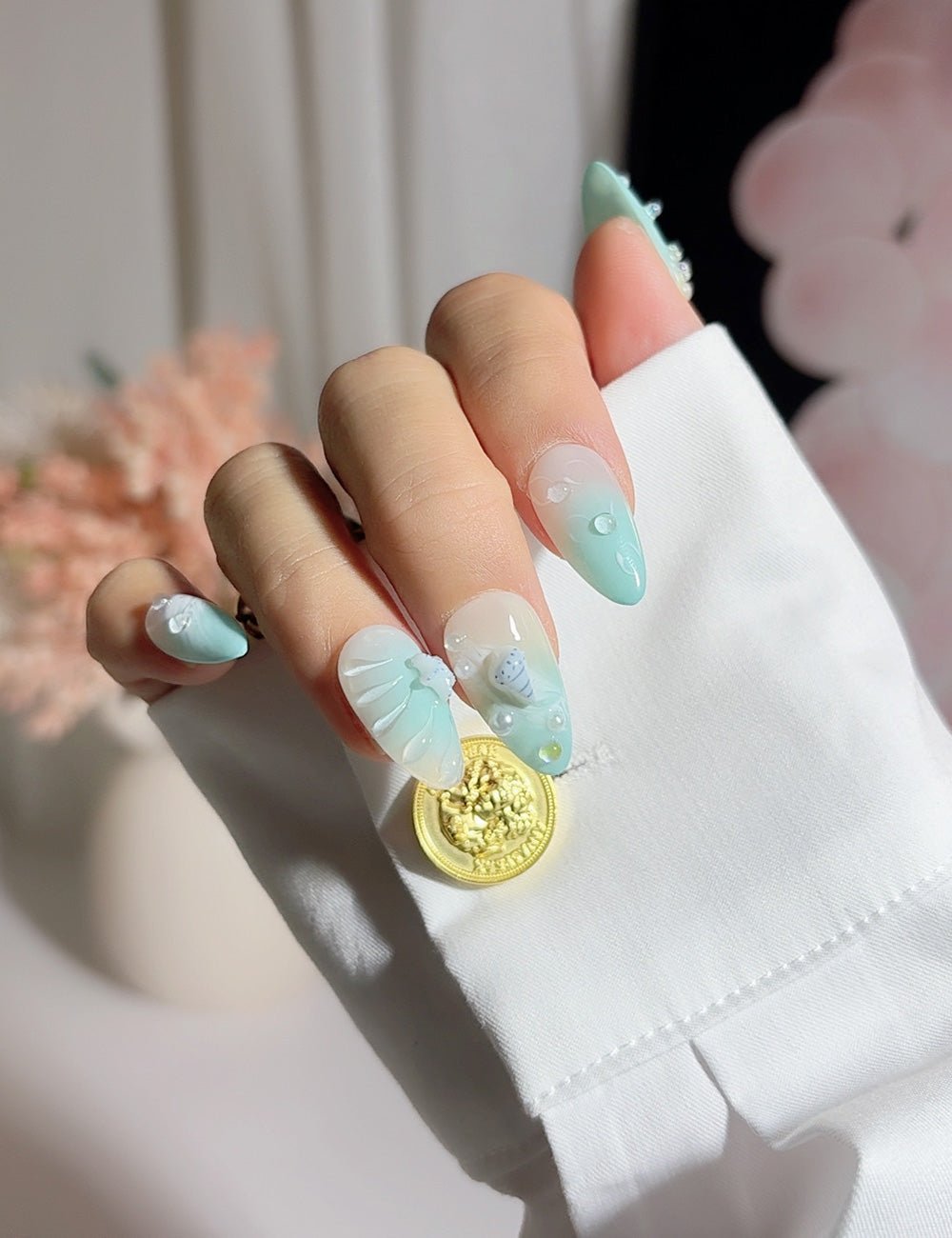 Mint Wave 3D Shell Press-On Nails – Almond Set