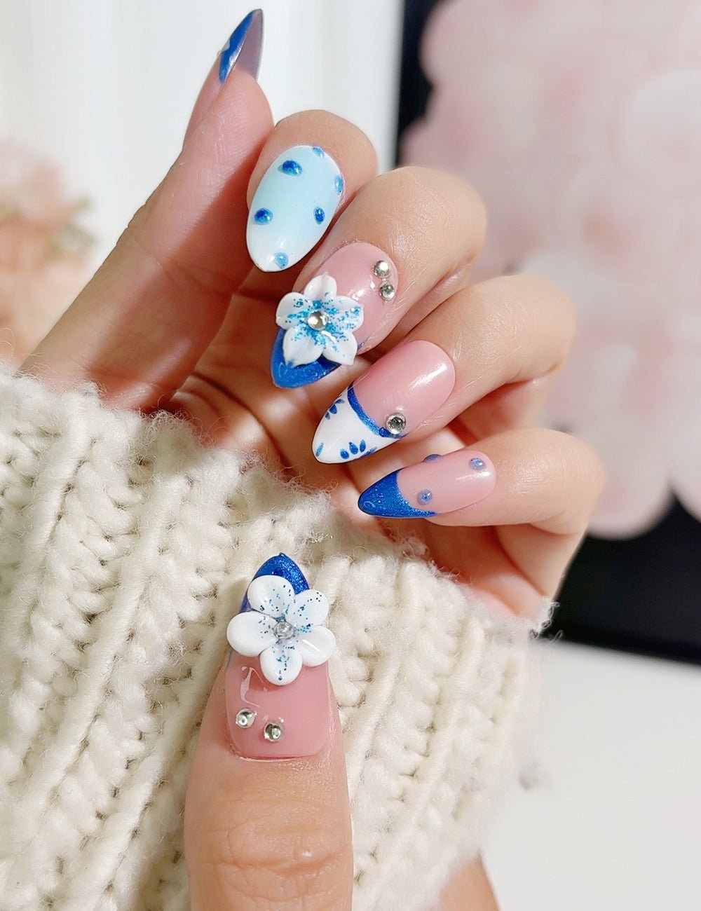 Ocean Bloom Press-On Nails – Blue Glitter, Florals & Polka Dot Mix