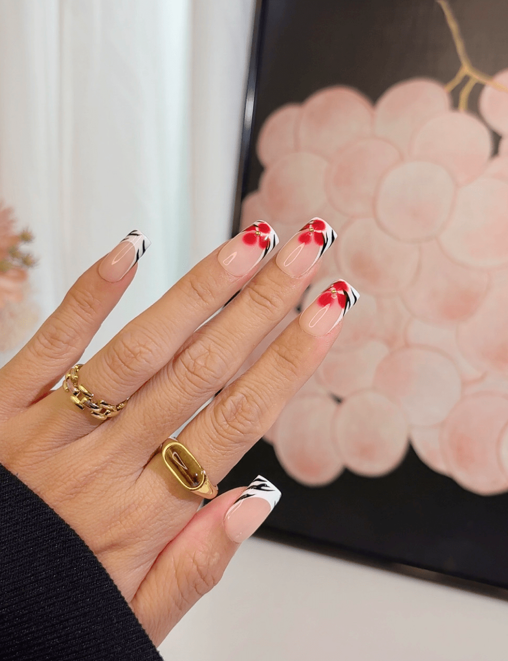 Red Floral Zebra Press-On Nails – Middle Square Bold Flower Tip Design