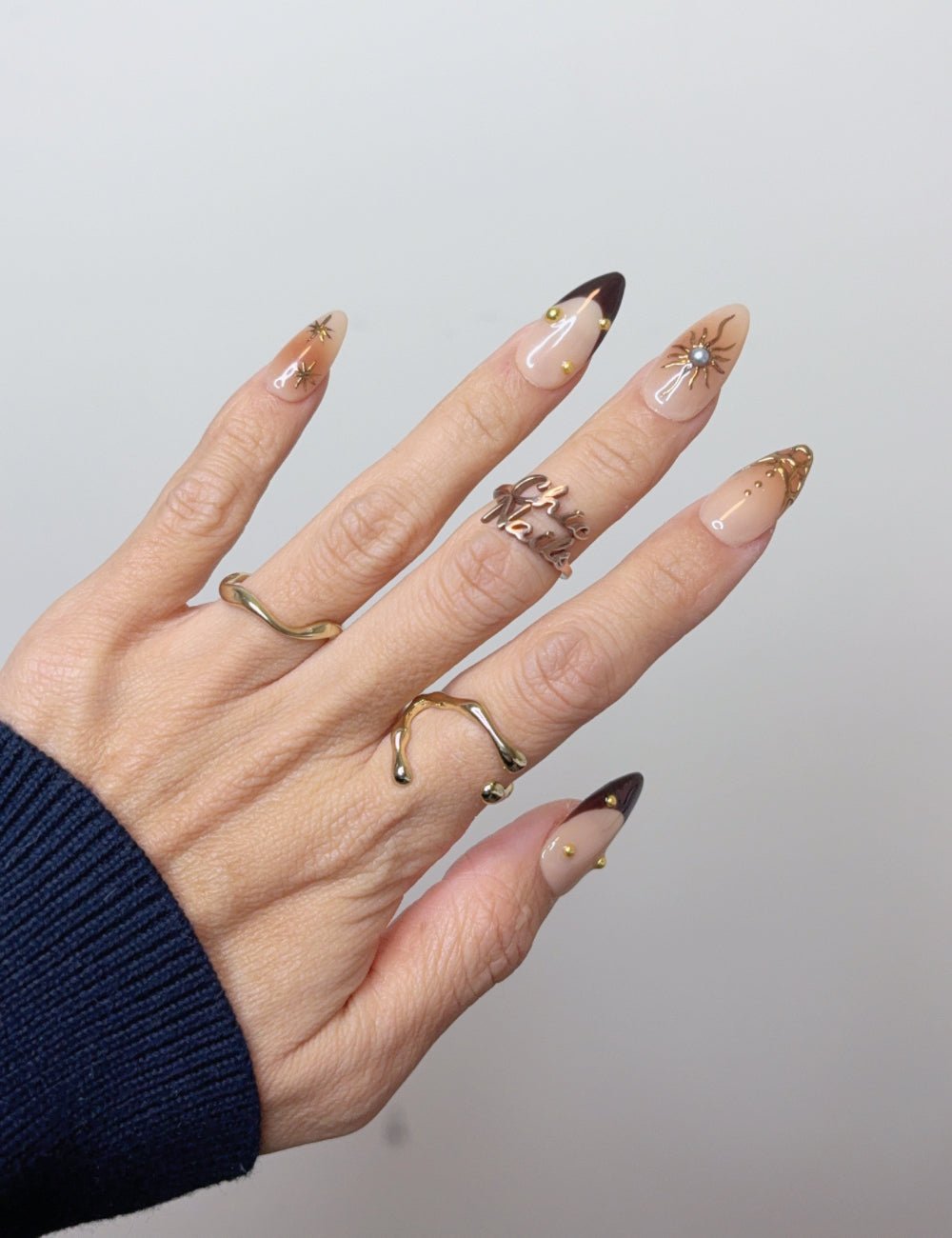 Handmade Mocha Celestial Press-On Nails – Medium Almond