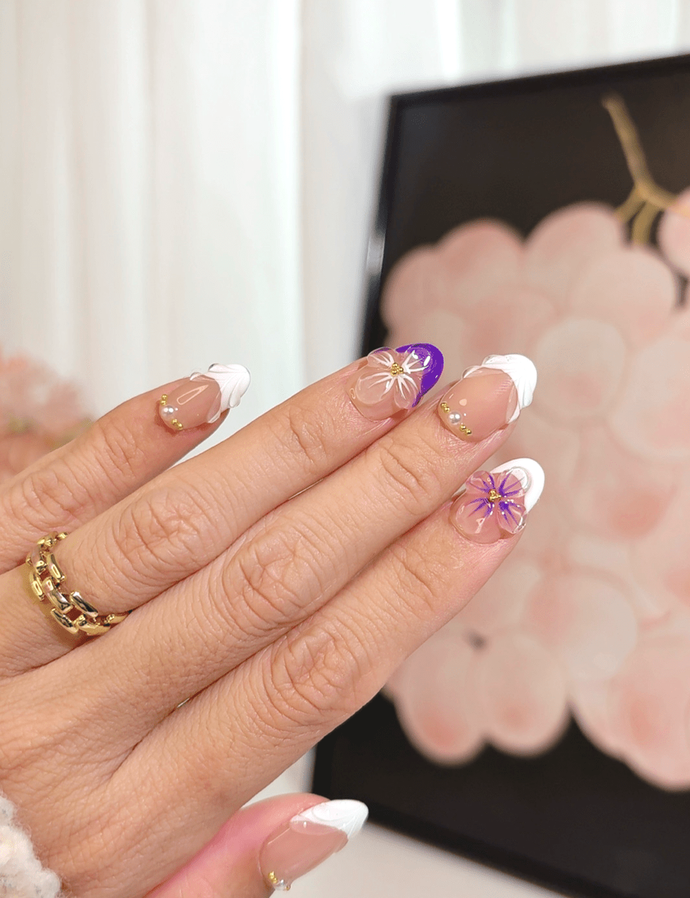 Purple & White 3D Floral Press-On Nails – Short Round French Design with Gold Studs