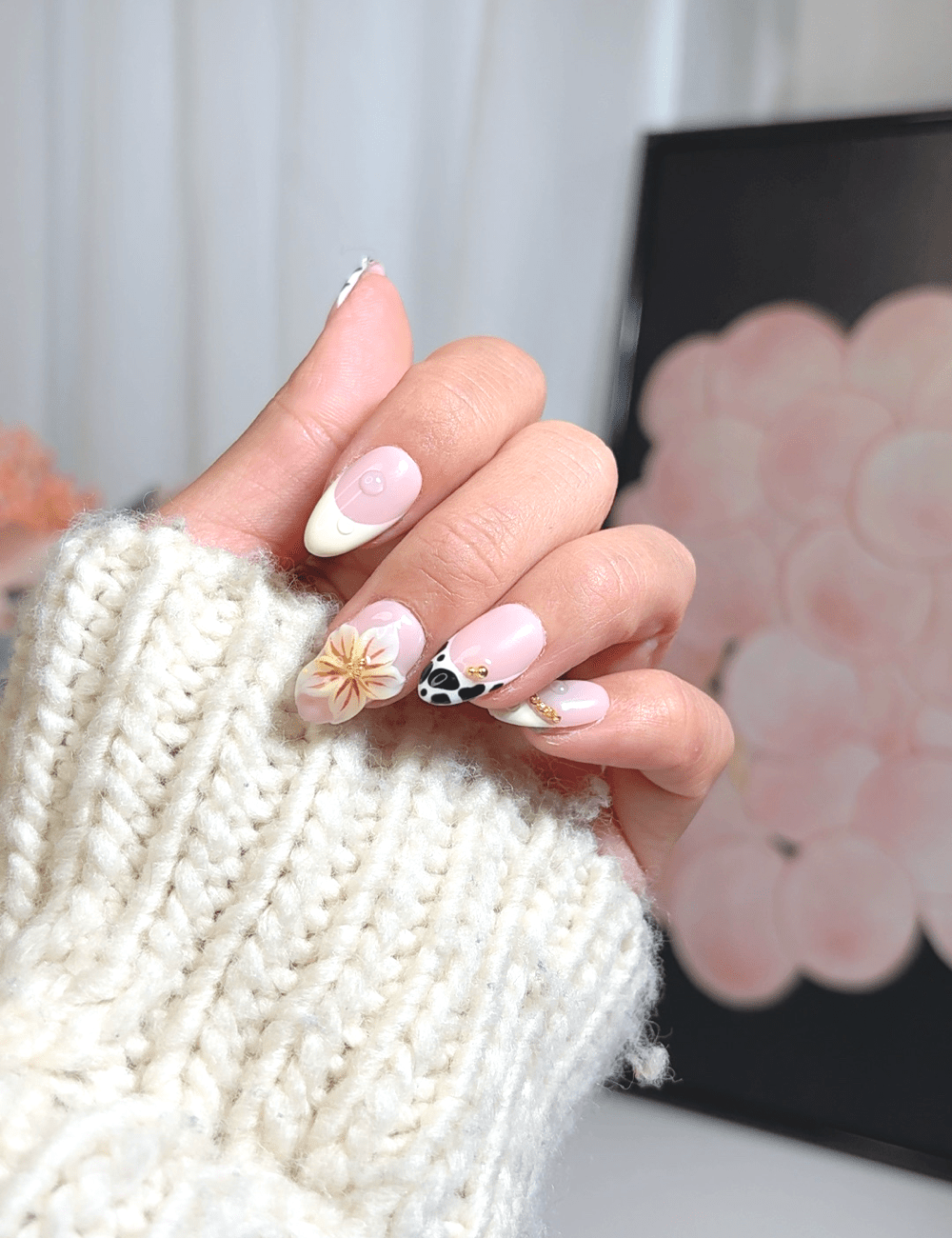 Golden Petal Mix | Short Almond Press-On Nails