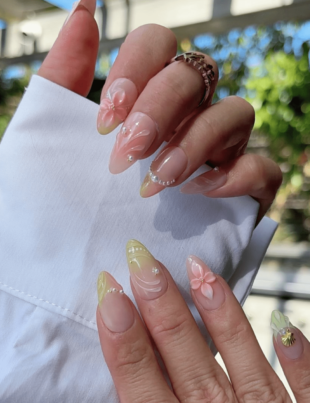 Pink Blossom Pearl Press-On Nails – Soft Yellow Tips & 3D Floral Design