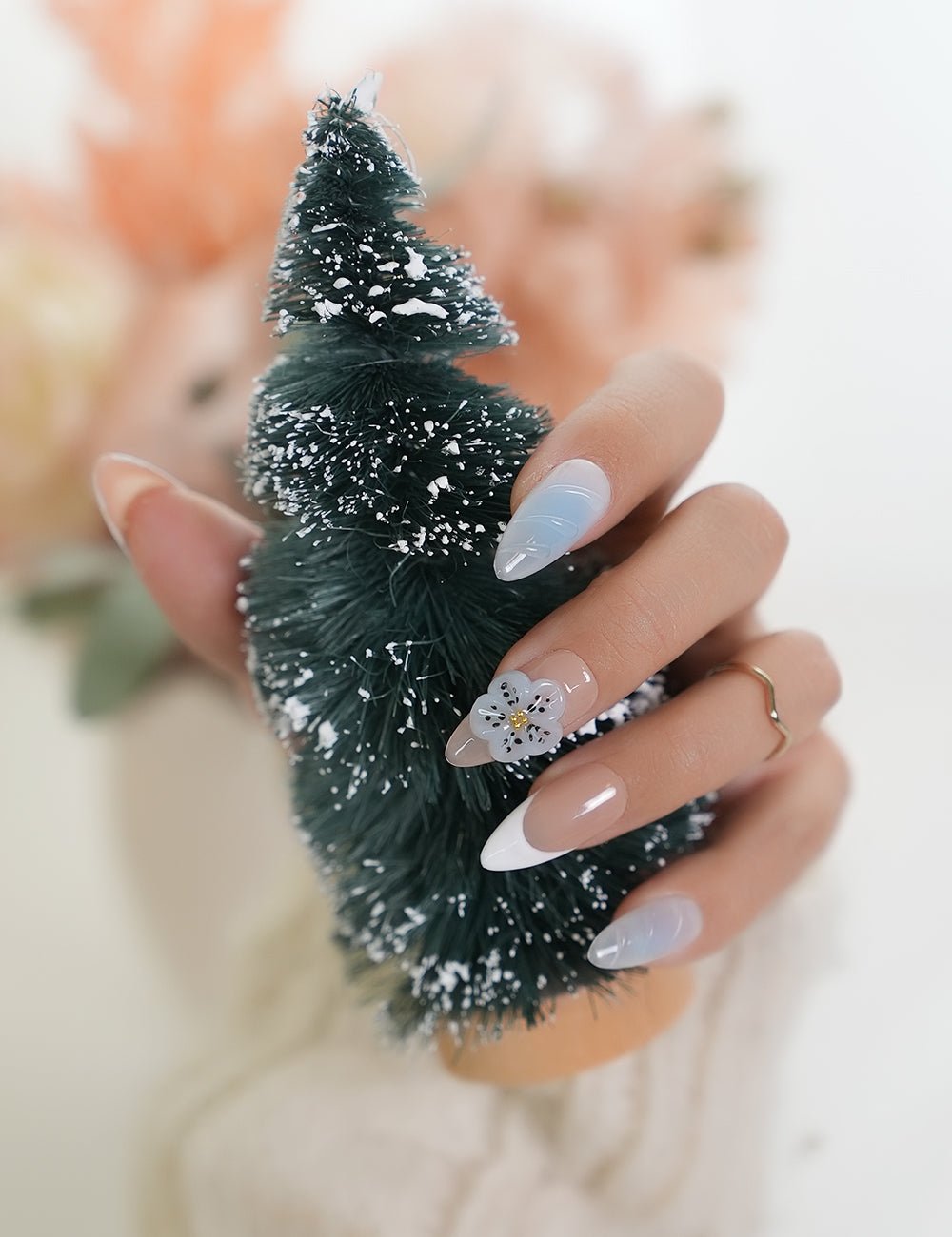 French & Blue Florals 4050