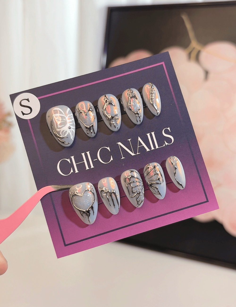 Metallic Butterfly – 3D Chrome Press-On Nails