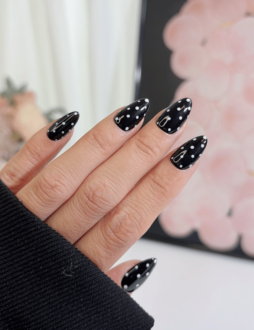 Black & White Polka Dot Press-On Nails | Short Almond