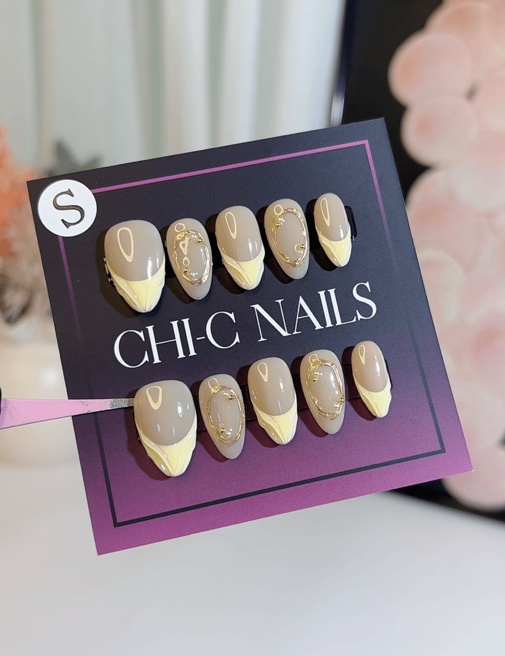 Taupe & Lemon French Press-On Nails – Gold Chain Accents | CHICNAILS
