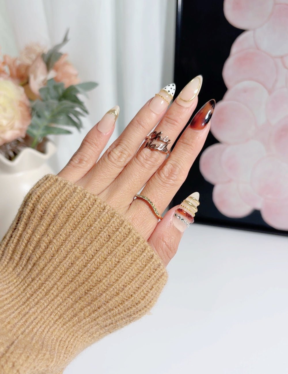 Gold French Tortoiseshell Almond Press-On Nails Set