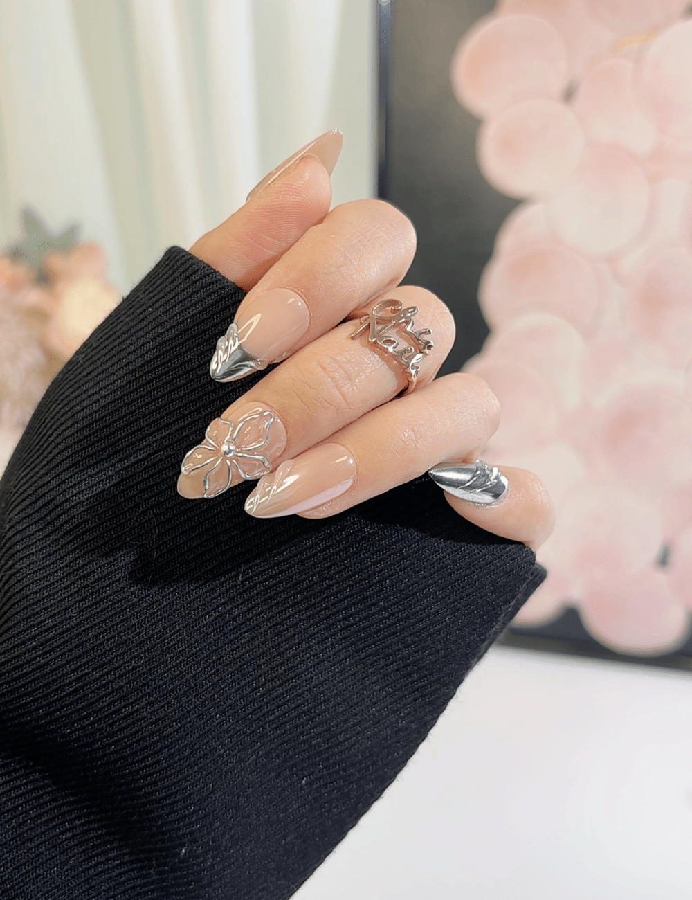 Silver 3D Floral Chrome Press-On Nails – Medium Almond