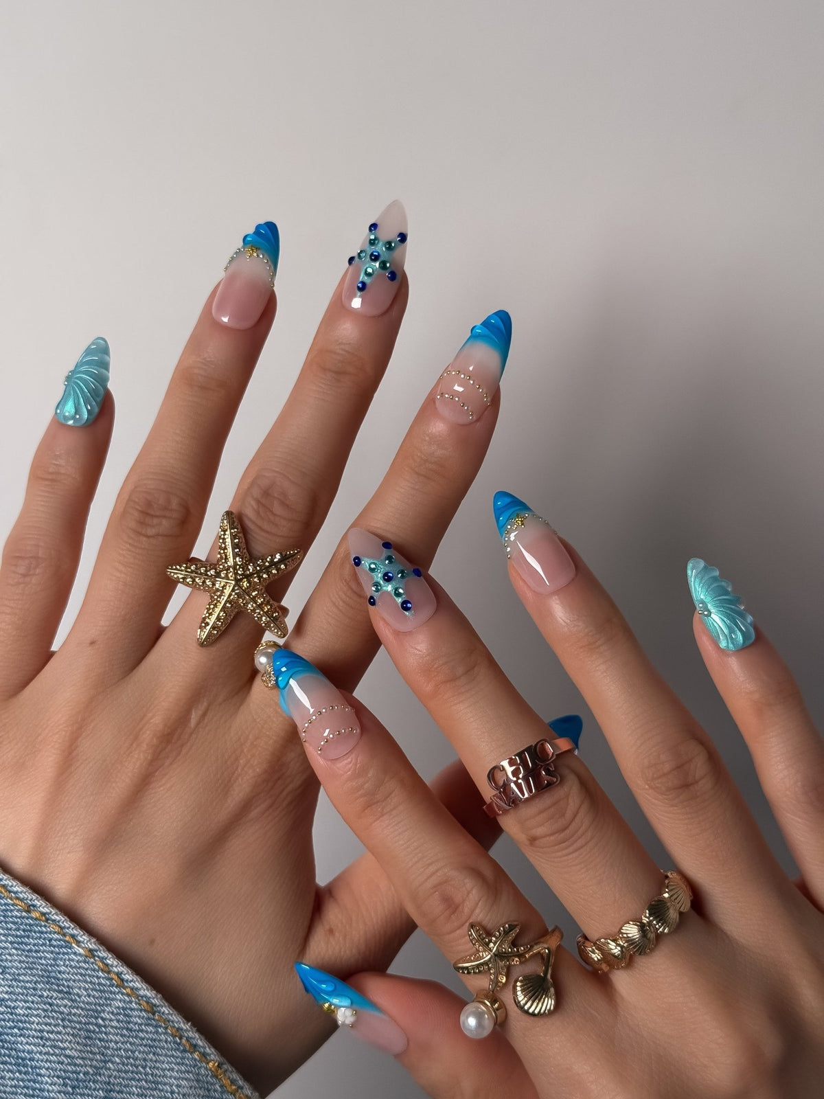 Azure Pearl Medium Almond Press On Nails