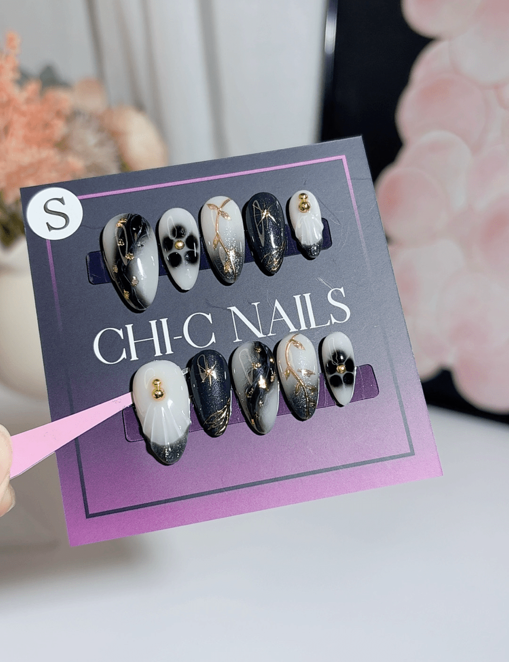 Midnight Bloom Gold Line Press On Nails