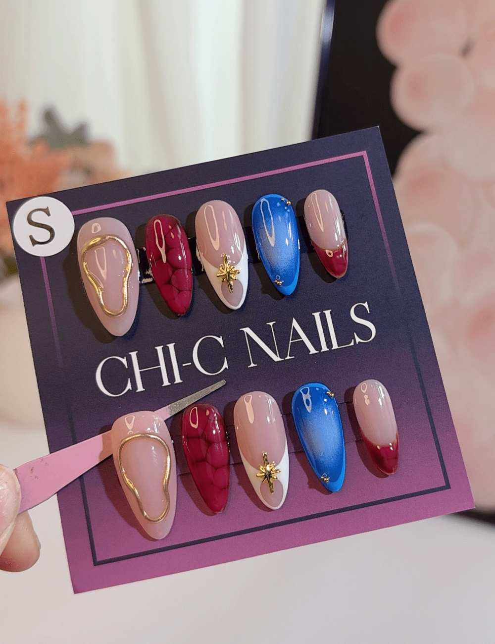 Blue Ombre & Marble Press-On Nails – Medium Almond | Star Accent Design