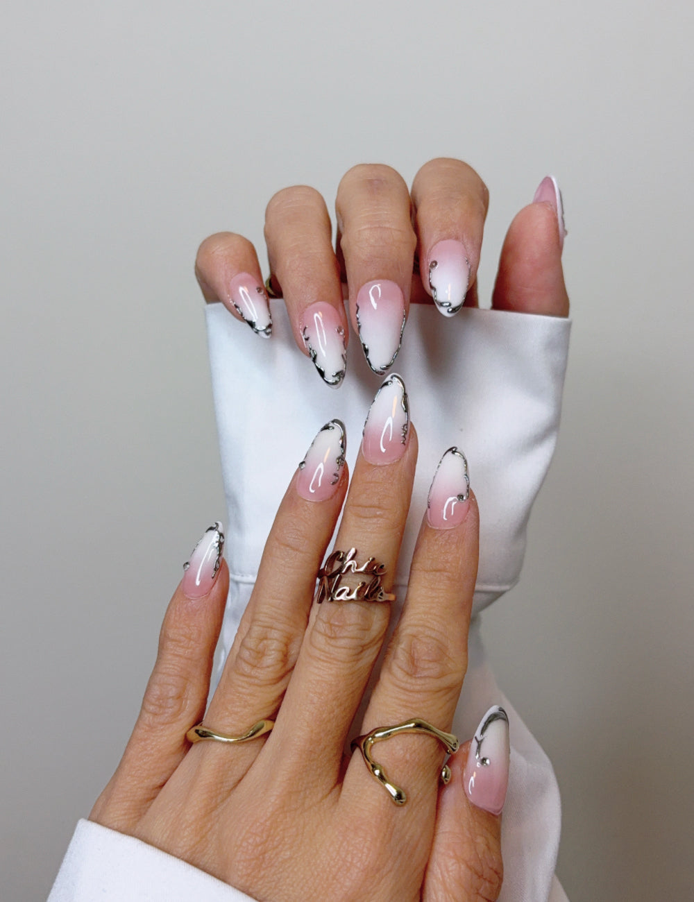 Handmade White Ombre Silver Chrome Press-On Nails – Medium Almond Product Description