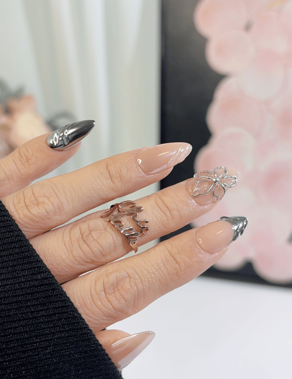 Silver 3D Floral Chrome Press-On Nails – Medium Almond