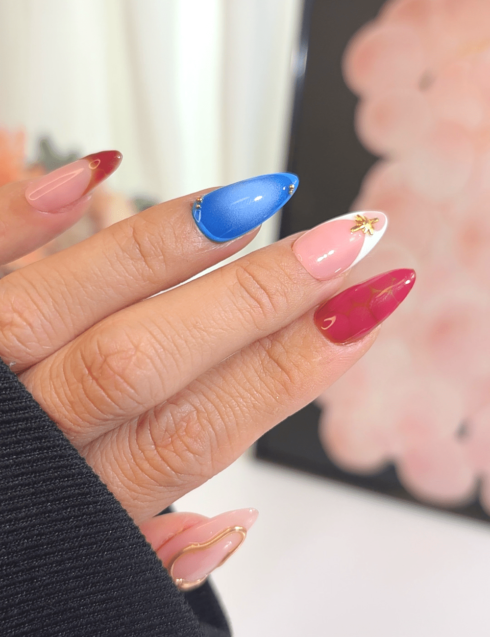 Blue Ombre & Marble Press-On Nails – Medium Almond | Star Accent Design
