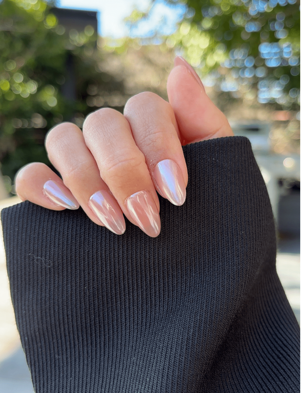 Short Nude Chrome Press-On Nails – Glossy Mirror Finish Almond