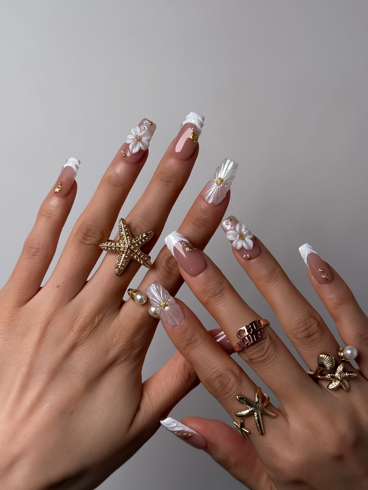 Azure Bloom Medium Almond Press On Nails