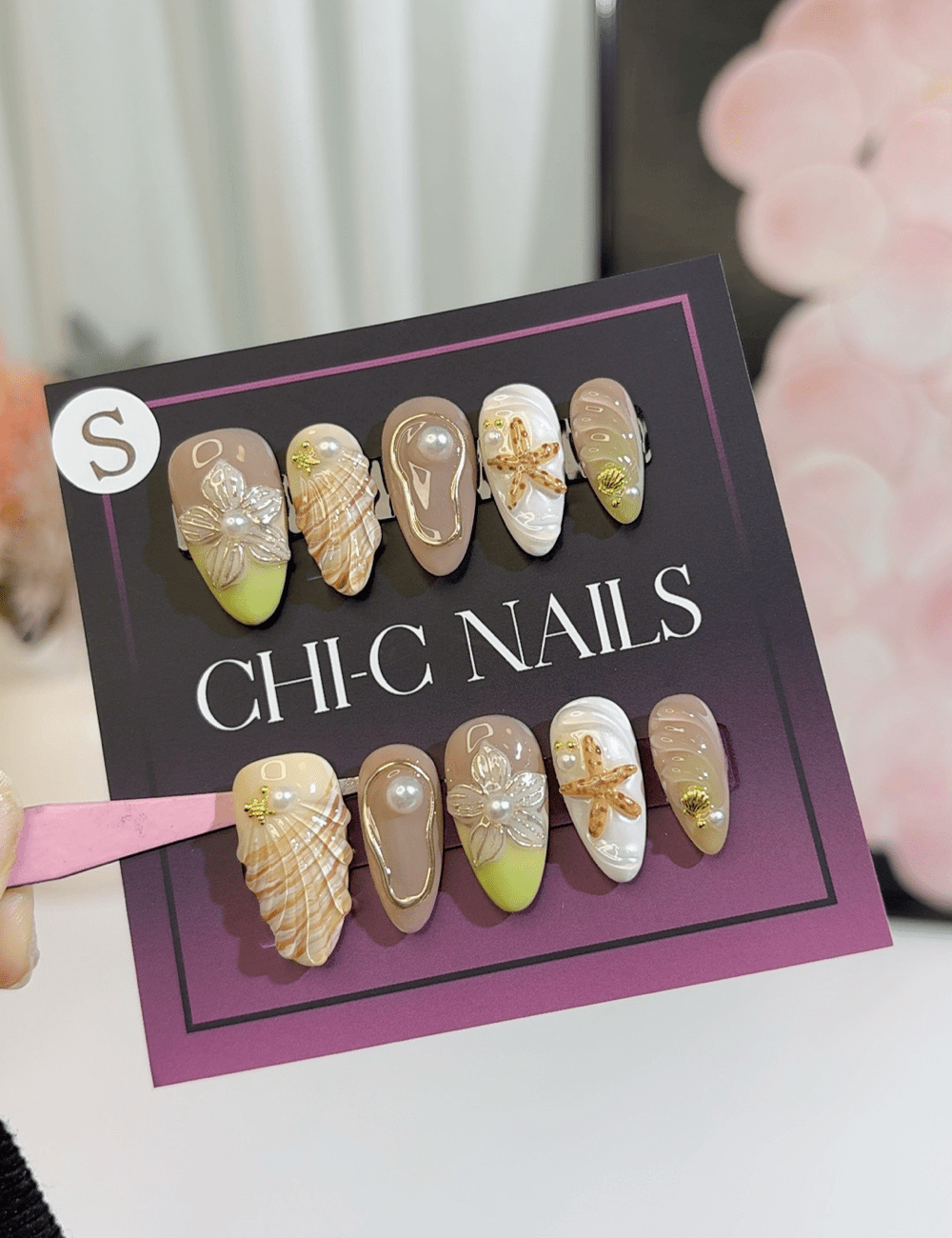 Seashell & Starfish Pearl Press-On Nails – Medium Almond
