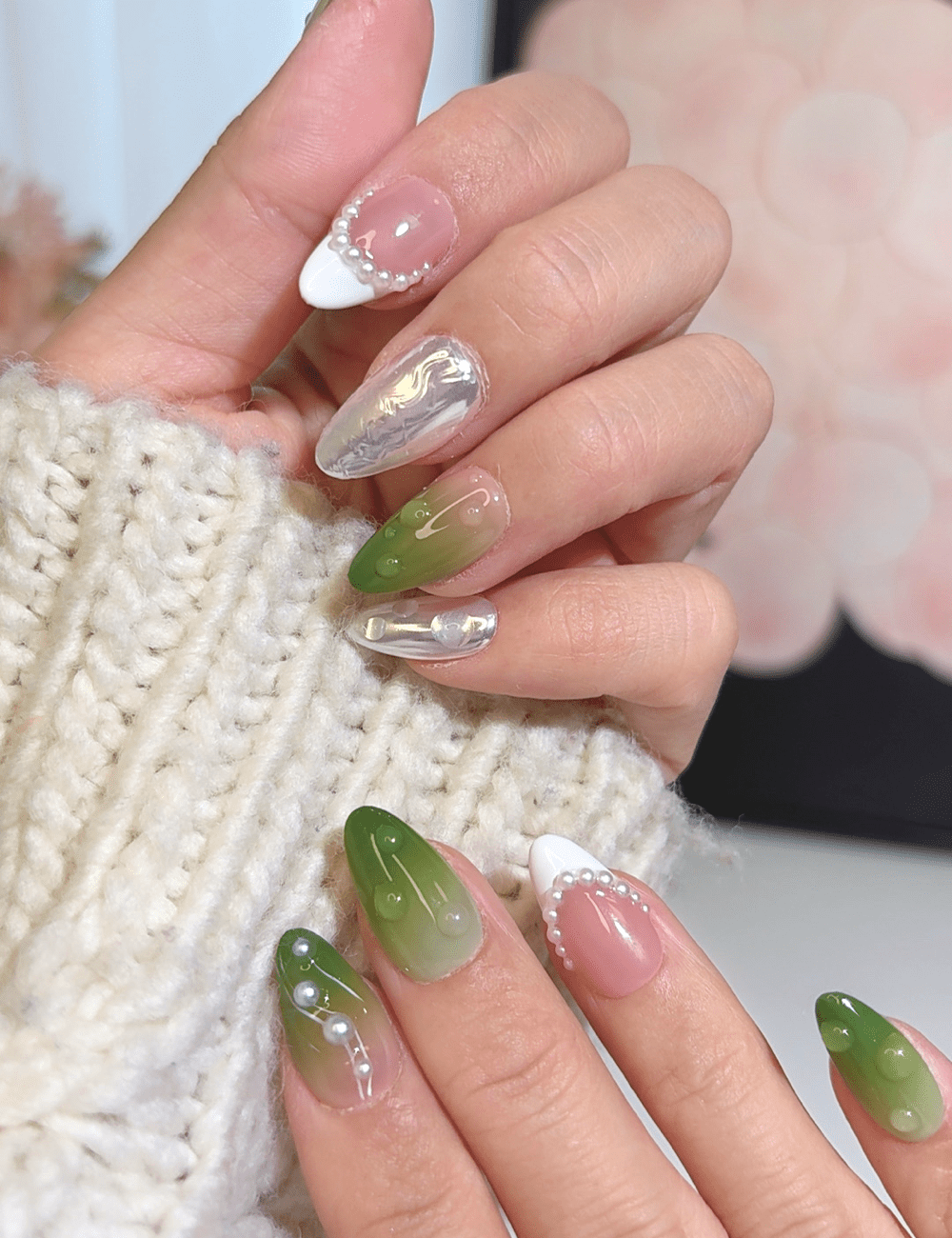 Green Gradient Pearl Press-On Nails
