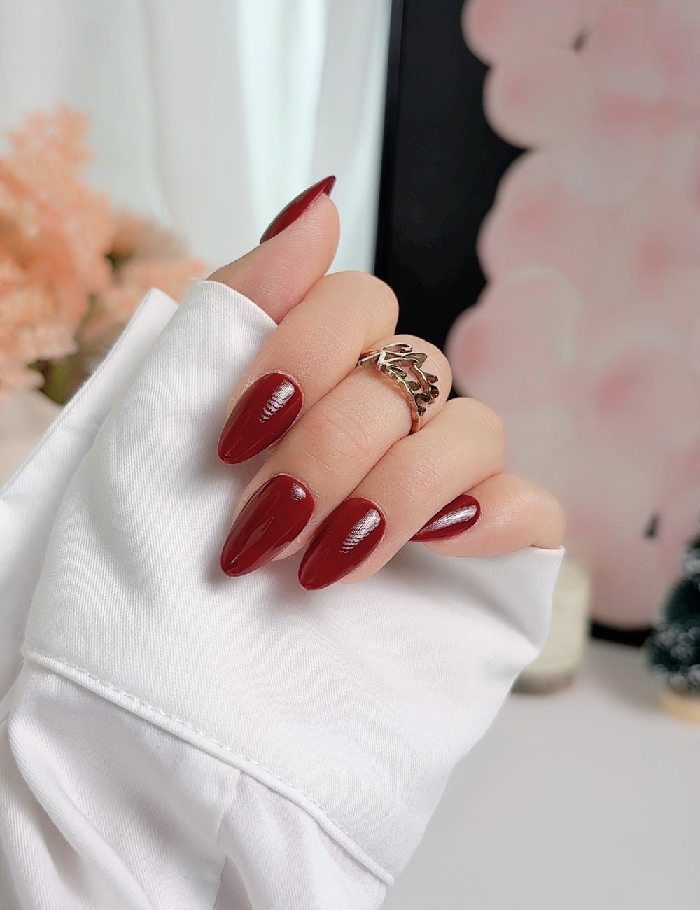 Burgundy Press On Nails with Glue, Short Almond, Solid Color Fake Nails, Handmade Glossy Nails