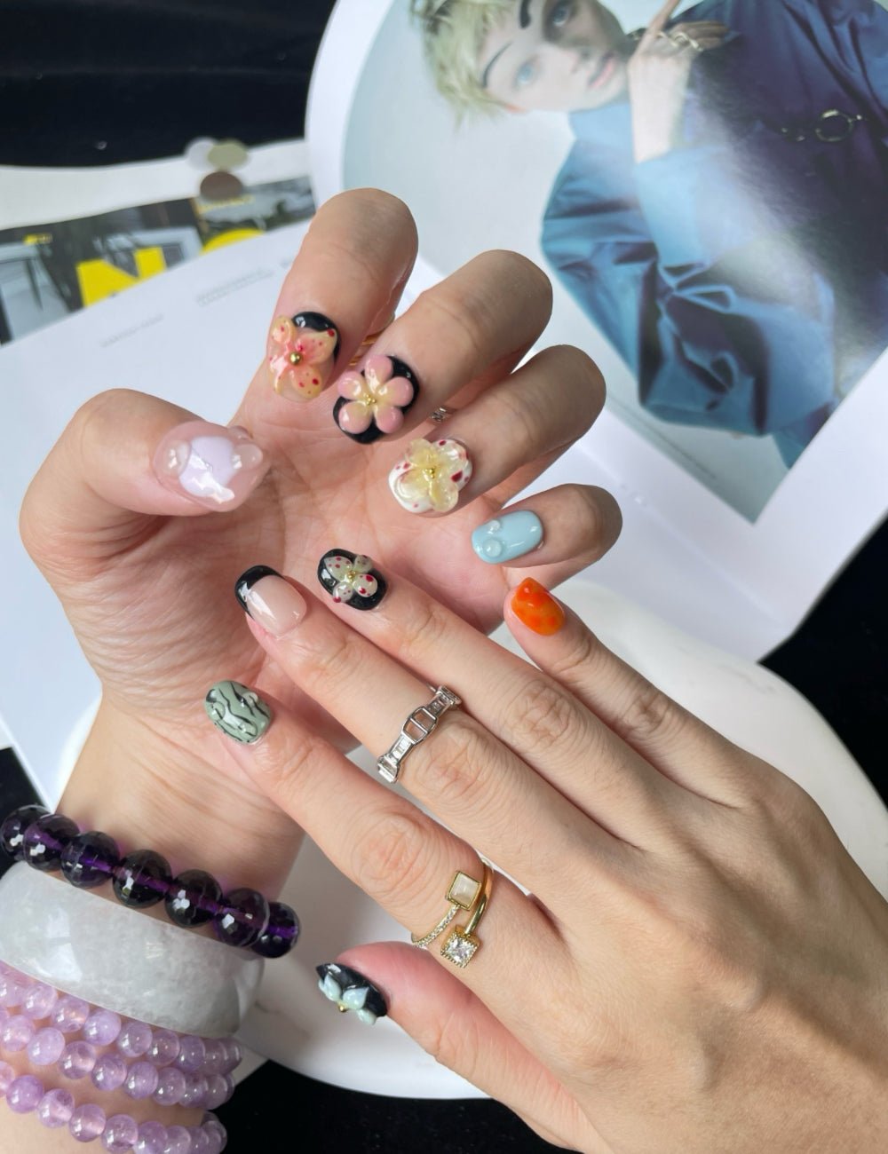 Mini Bloom Short Press-On Nails | Cute Floral Korean Nail Set Product Description