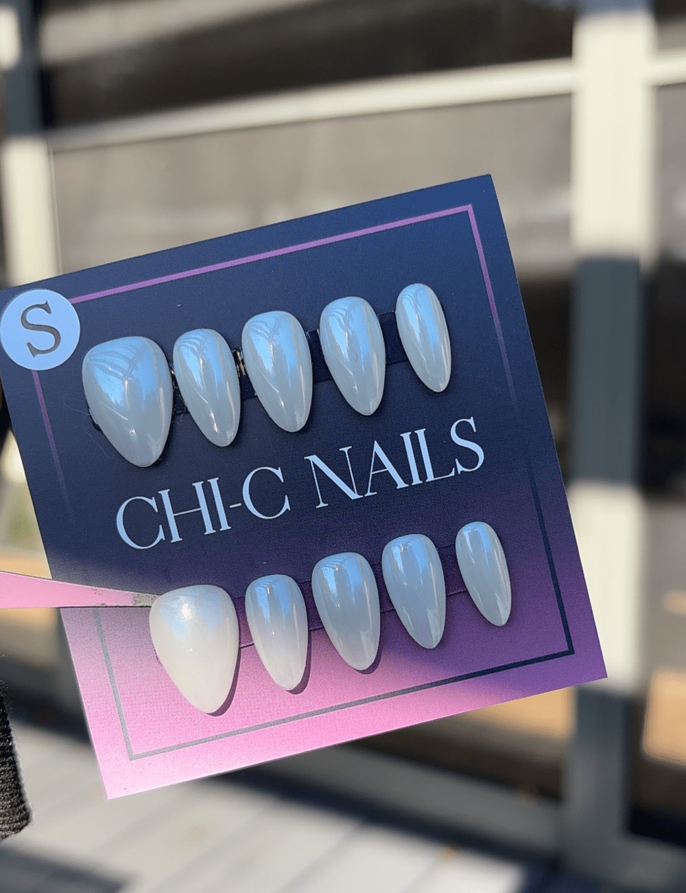 Short Milky White Chrome Press-On Nails – Glossy Iridescent Almond